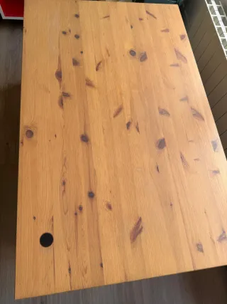 Mesa baja de madera para salón