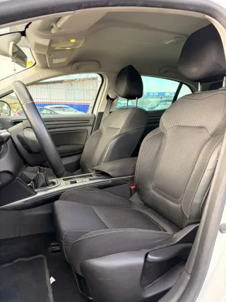 Renault Megane 1.5 dci GARANTÍA