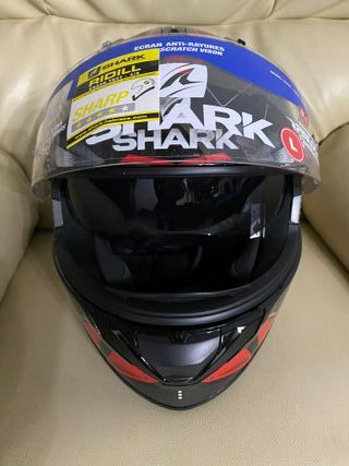 Casco Shark RIDILL Negro/Rojo