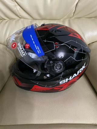 Casco Shark RIDILL Negro/Rojo