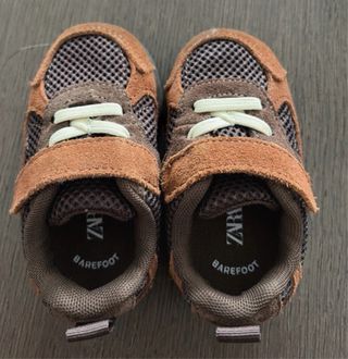 Sapatilhas Zara Barefoot Criança