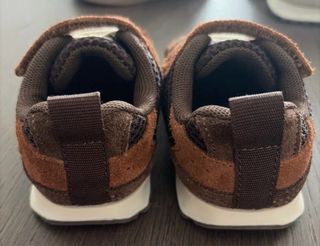 Sapatilhas Zara Barefoot Criança