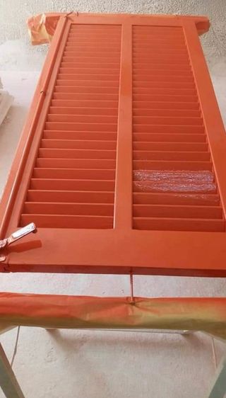 Mesa de madera rústica