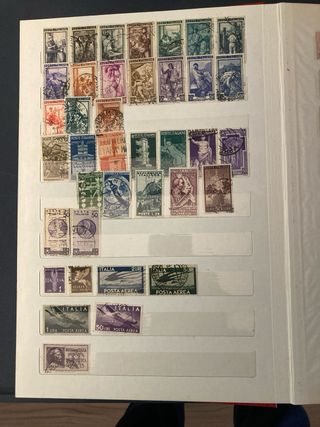 Album francobolli 400+ pezzi