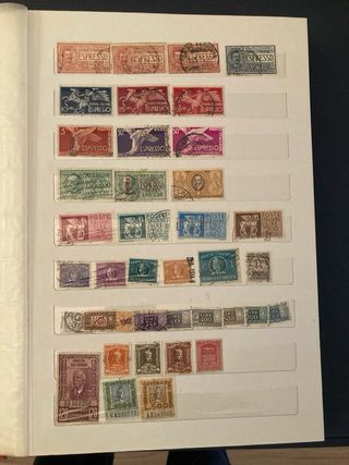 Album francobolli 400+ pezzi