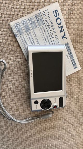 Cámara Sony Cyber-shot DSC-W800 20.1MP