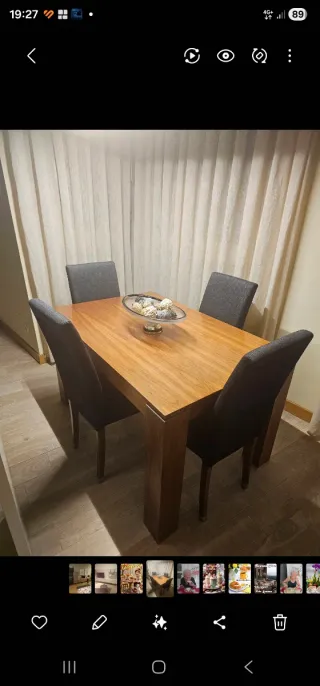 Mesa de comedor y 4 sillas