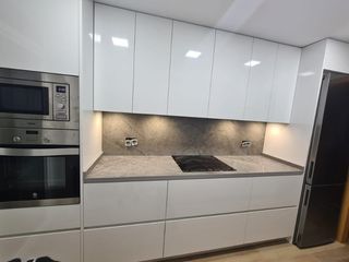 MUEBLES DE COCINA A MEDIDA EN BARCELONA