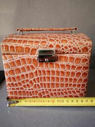 Joyero nuevo efecto piel cocodrilo