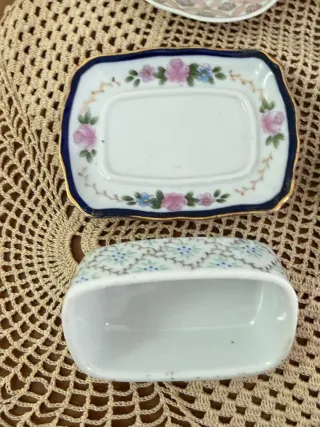 Set 4 Tazzine e Piattini in Miniatura