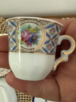 Set 4 Tazzine e Piattini in Miniatura