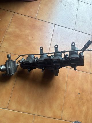 Admisión con bomba alta 2.0 FSi