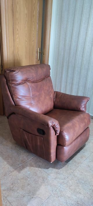 Sillón relax polipiel marrón