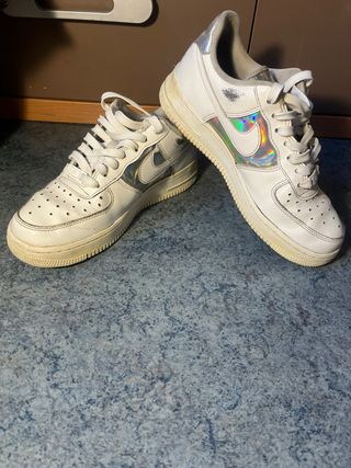 Nike Air Force 1 Plata y Blanco