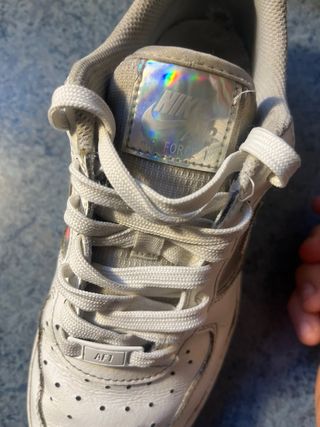 Nike Air Force 1 Plata y Blanco