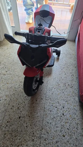 Moto Eléctrica Infantil Roja