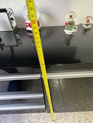 Mueble TV negro brillo