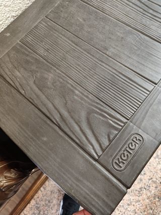 Baúl de resina negro