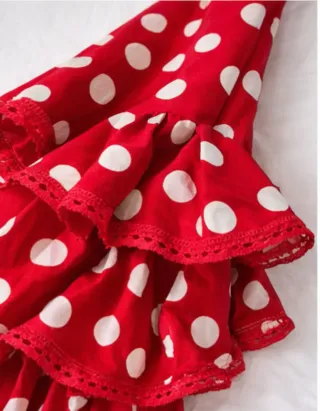 Traje de flamenca rojo lunares blan. Micaela Villa