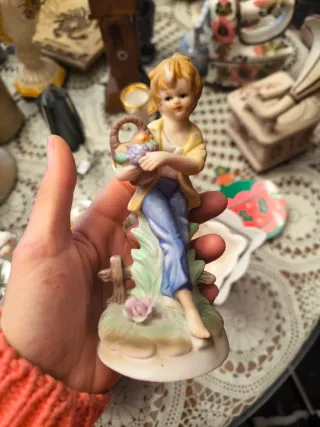 Sculture e vasi