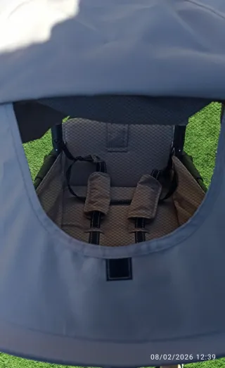 Mochila Portabebés con Capota