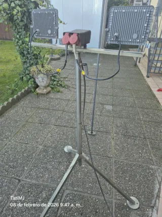 Focos LED portátiles con trípode