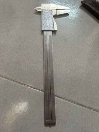 Calibre/ Pie de Rey Mitutoyo Antiguo + Funda Piel