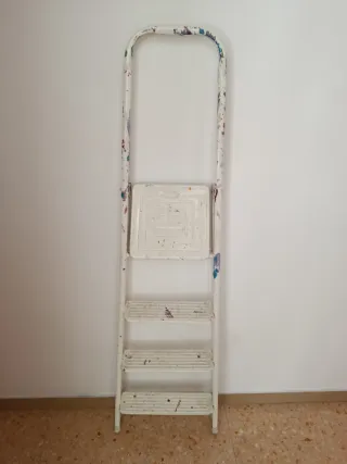 Escalera de mano plegable