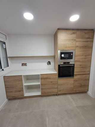 MAS DE 10 AÑOS FABRICANDO MUEBLES EN BARCELONA