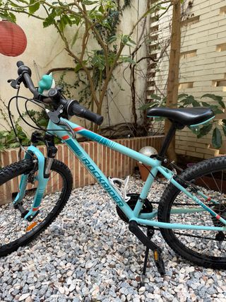 Bicicleta infantil Rockrider 24