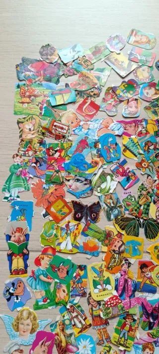 Caja de cromos troquelados vintage