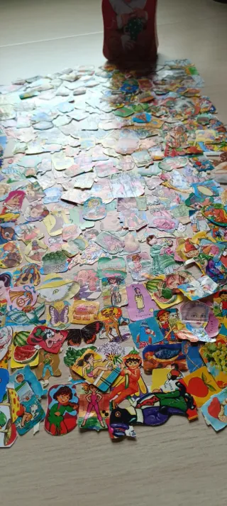 Caja de cromos troquelados vintage