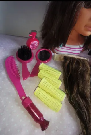 Busto peluquería Nancy con accesorios
