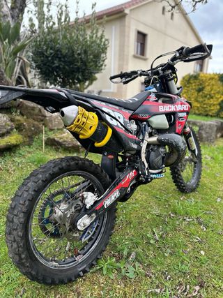 Husqvarna TE 300i TPI 2T Inyección (2020/21)Full