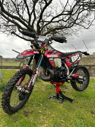 Husqvarna TE 300i TPI 2T Inyección (2020/21)Full