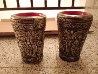 2 Antichi Vasi Decorativi