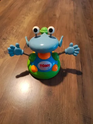 Robot Tomy Vintage con Mando