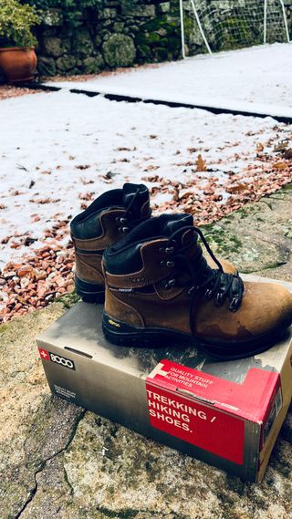 Botas Montaña +8000 Waterproof Piel Talla 39