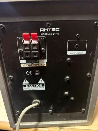 Altavoces 2.1 AHTEC Grises y Plateados