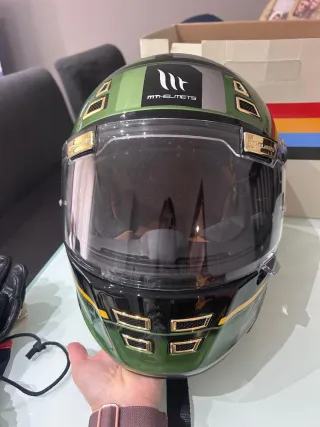 Casco MT Jarama Verde y Negro