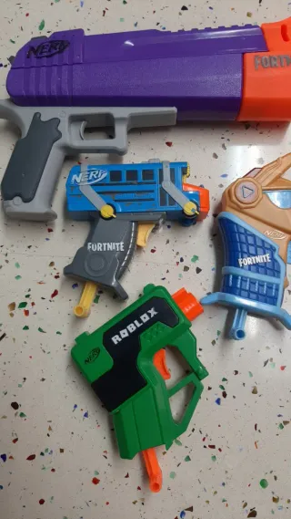 Lote Nerf Fortnite y Roblox 30€ todo el lote