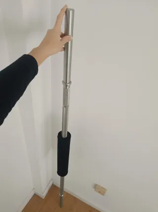 Barra de pesas con agarre