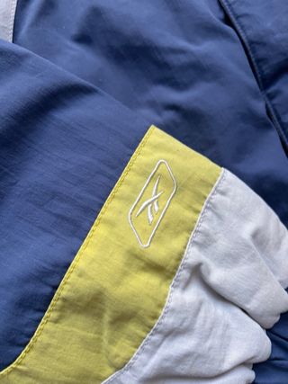 Chaqueta Vintage Reebok Azul y Blanca