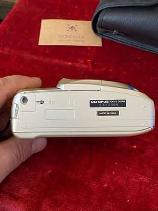 Cámara Olympus zoom170.