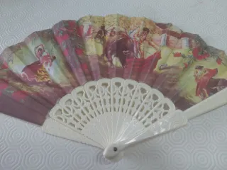 Ventaglio decorato con scena tauromachia