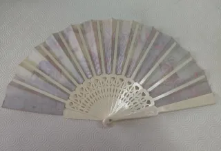 Ventaglio decorato con scena tauromachia