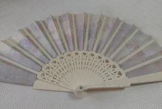 Ventaglio decorato con scena tauromachia