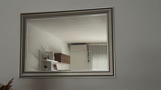 Espejo decorativo plata y blanco