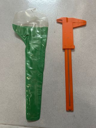 Pie de Rey Calibrador Naranja de plástico