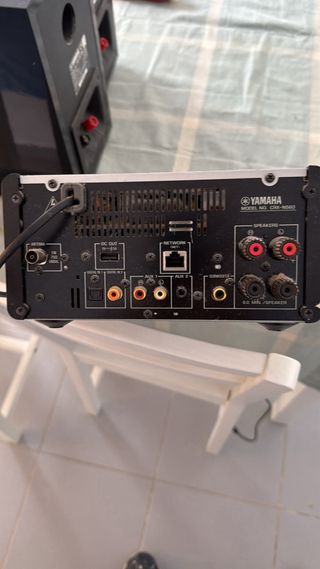 Sistema estéreo Yamaha casi nuevo